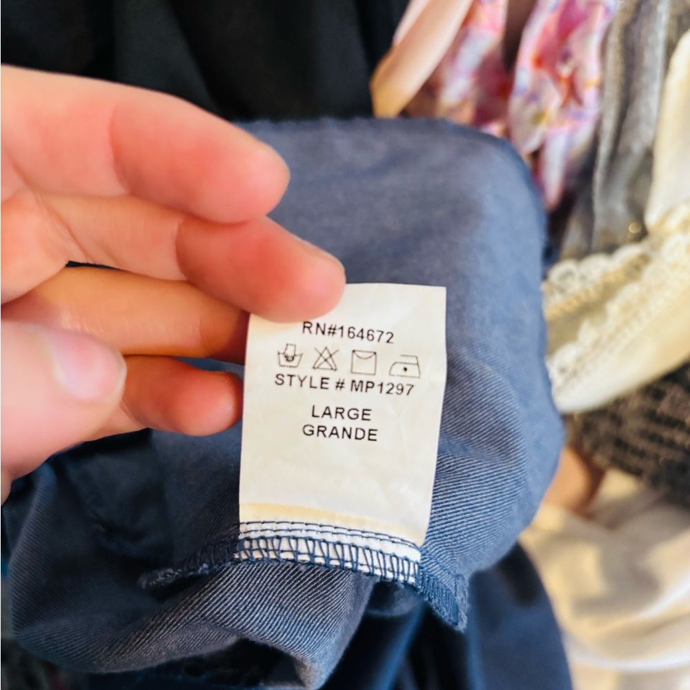 Blue long high waisted dress pants with pockets and elastic waistband in the bac - Picture 7 of 7